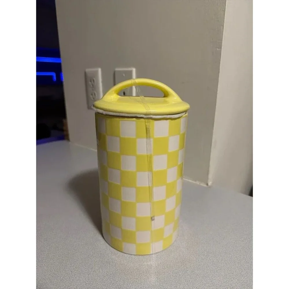 Ashland jar with lid yellow Yellow gingham Checkered new